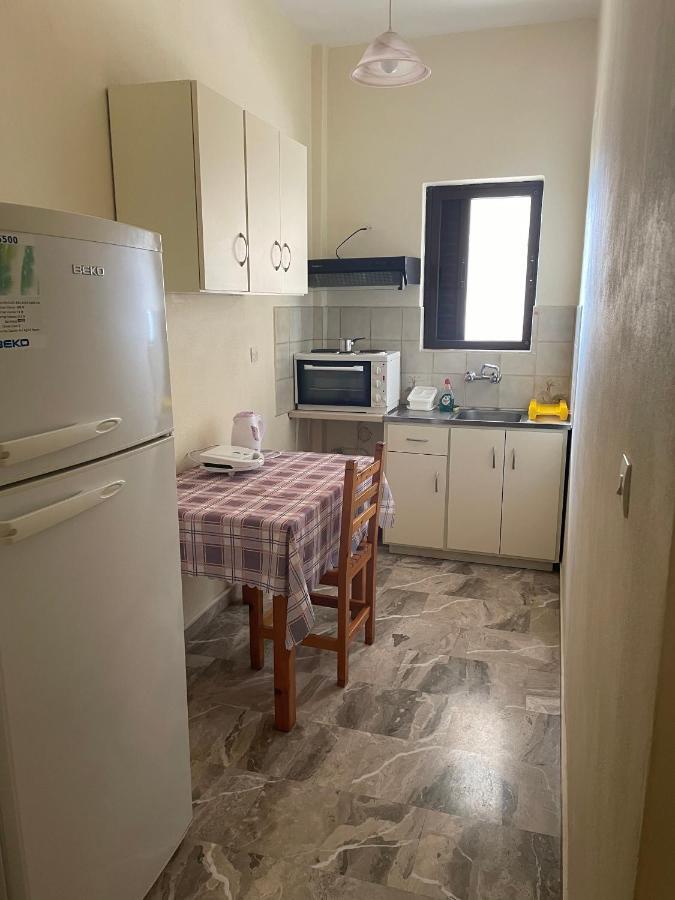 Finikas Apartment Iria Ngoại thất bức ảnh