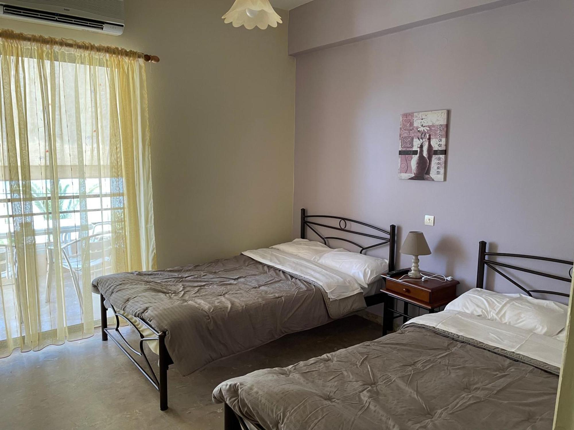 Finikas Apartment Iria Ngoại thất bức ảnh