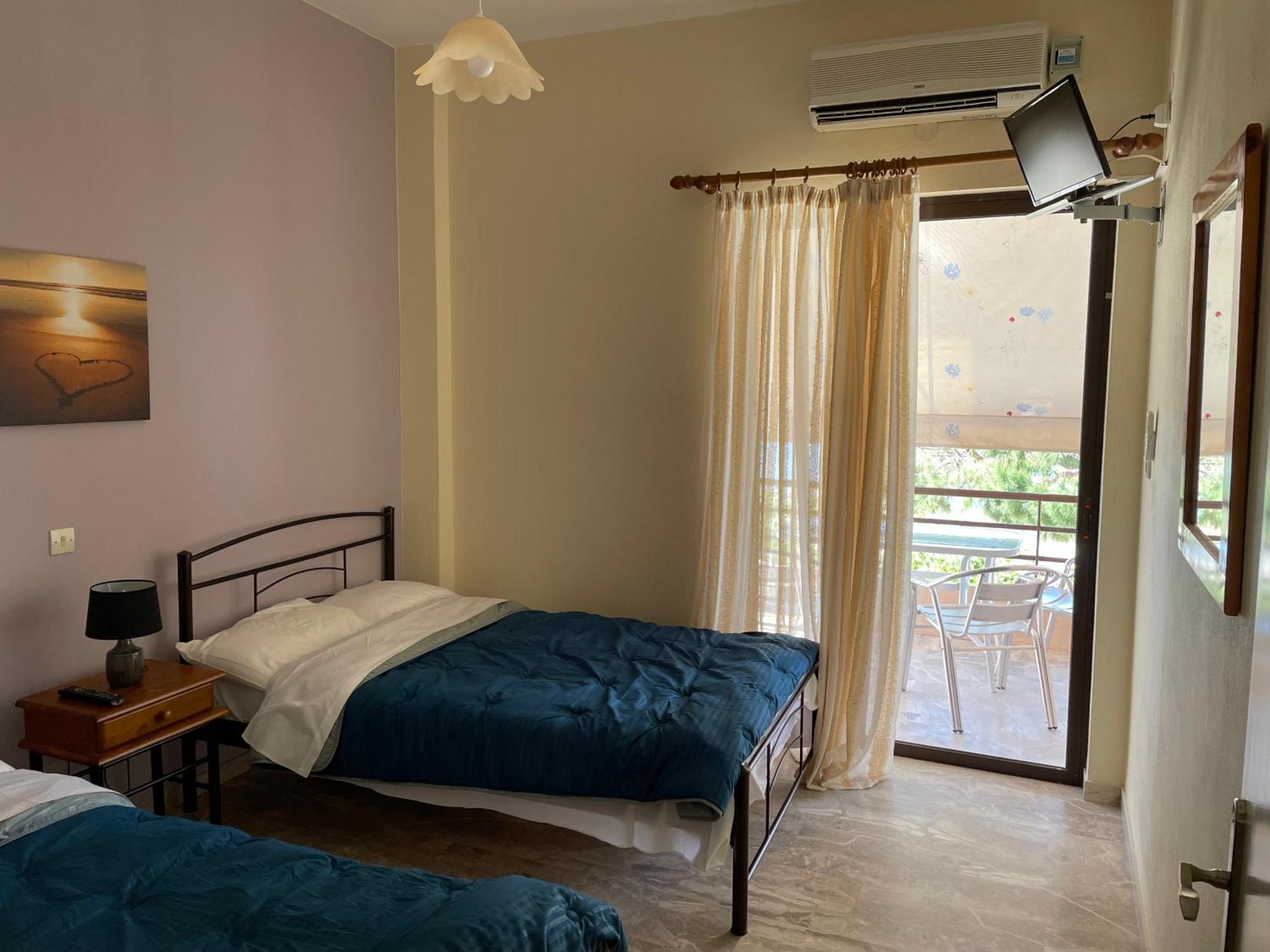 Finikas Apartment Iria Ngoại thất bức ảnh