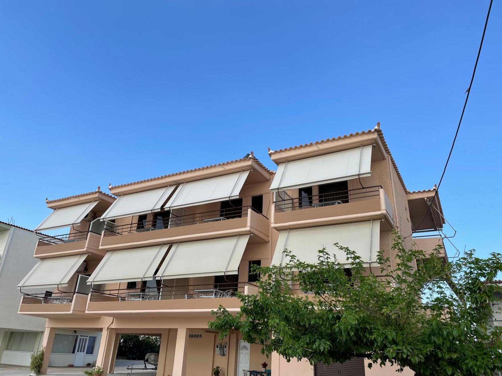 Finikas Apartment Iria Ngoại thất bức ảnh