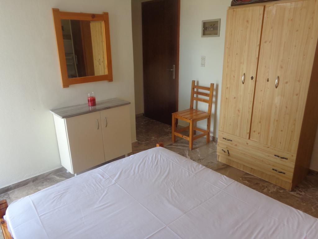 Finikas Apartment Iria Ngoại thất bức ảnh